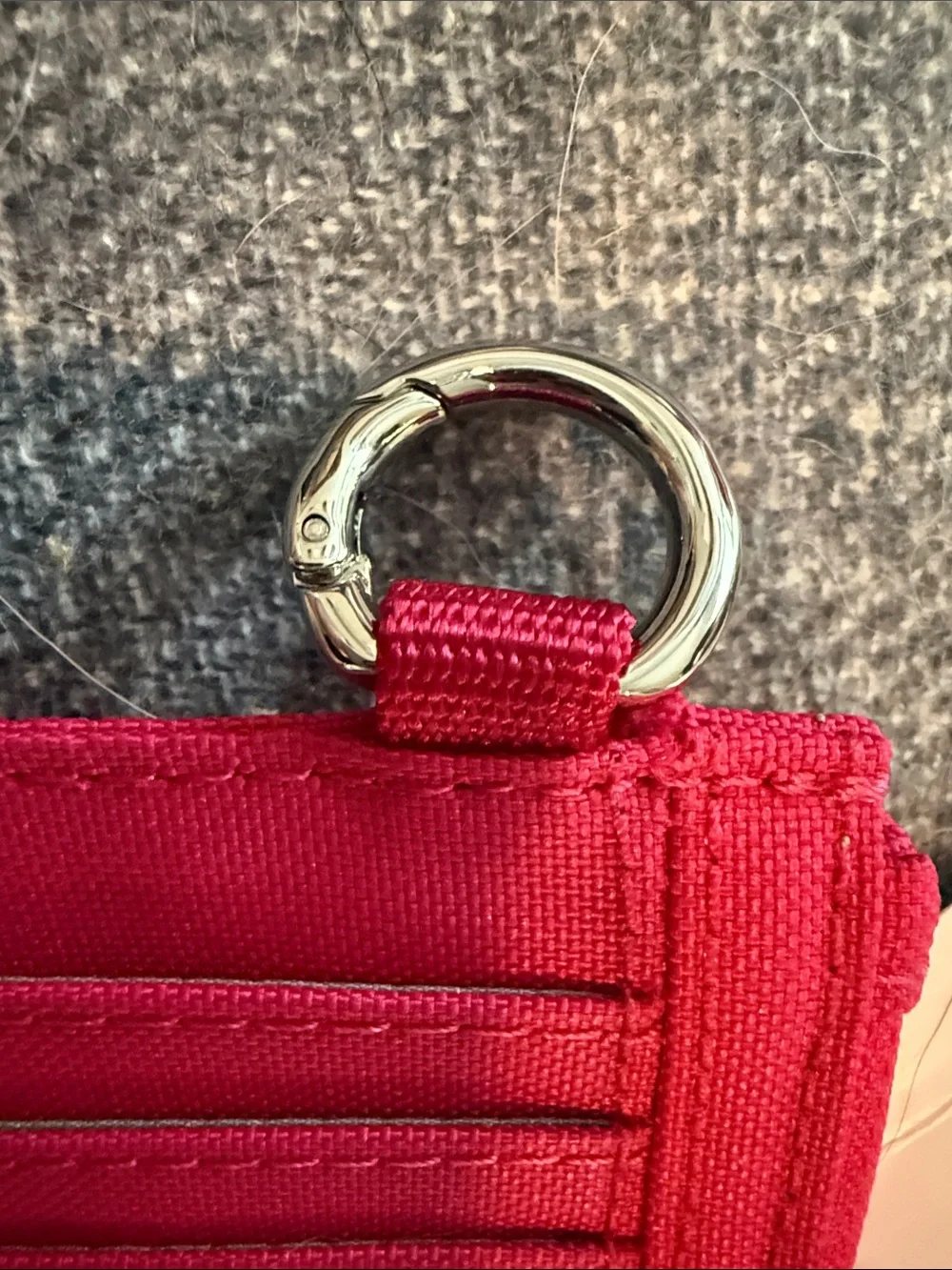 lululemon Travel Easy Cherry Lychee Clippable Card Case